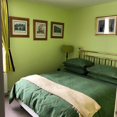 Flat G, 8 Castle Street Apartman Ludlow Kültér fotó